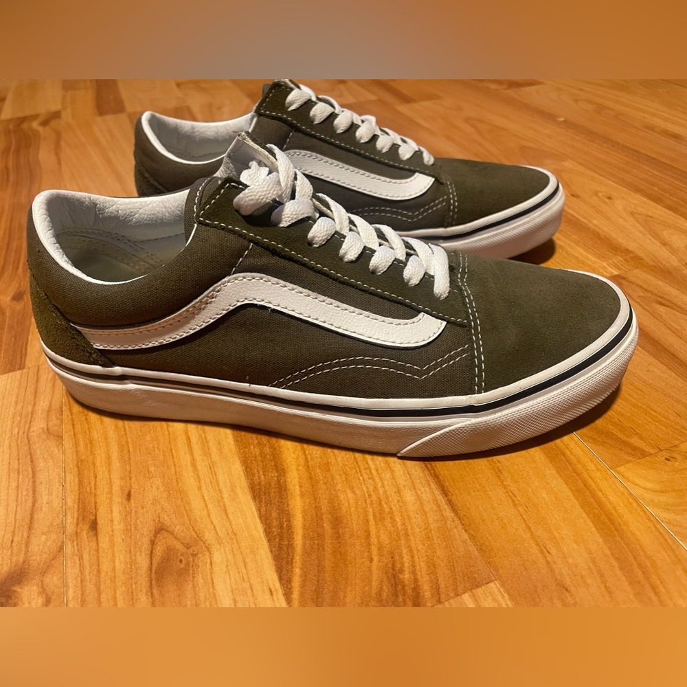 Old Skool Low Top Vans